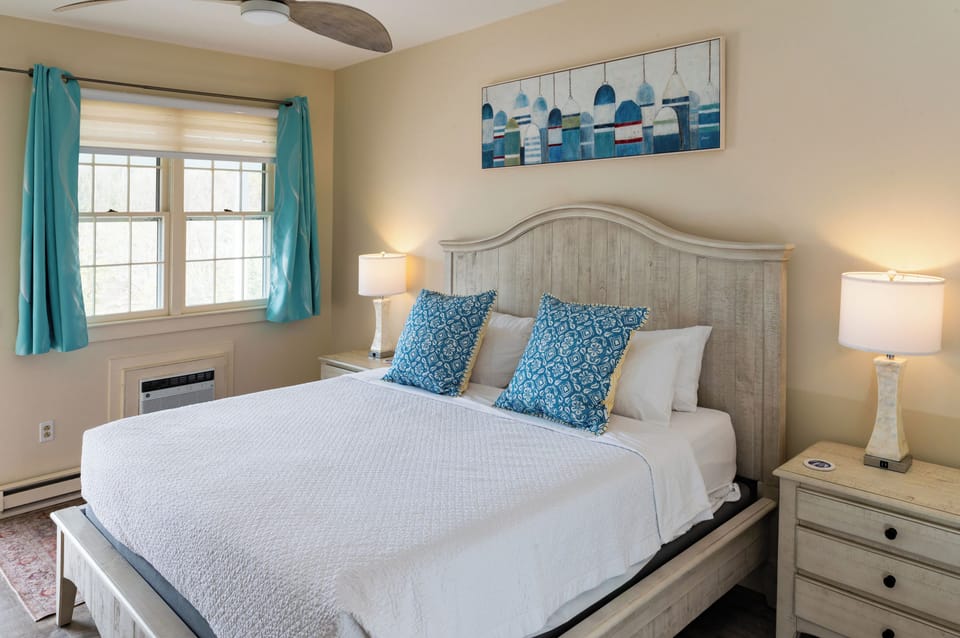 Deluxe Single Room | Egyptian cotton sheets, premium bedding, pillowtop beds