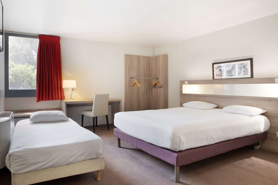 In-room safe, desk, blackout drapes, soundproofing