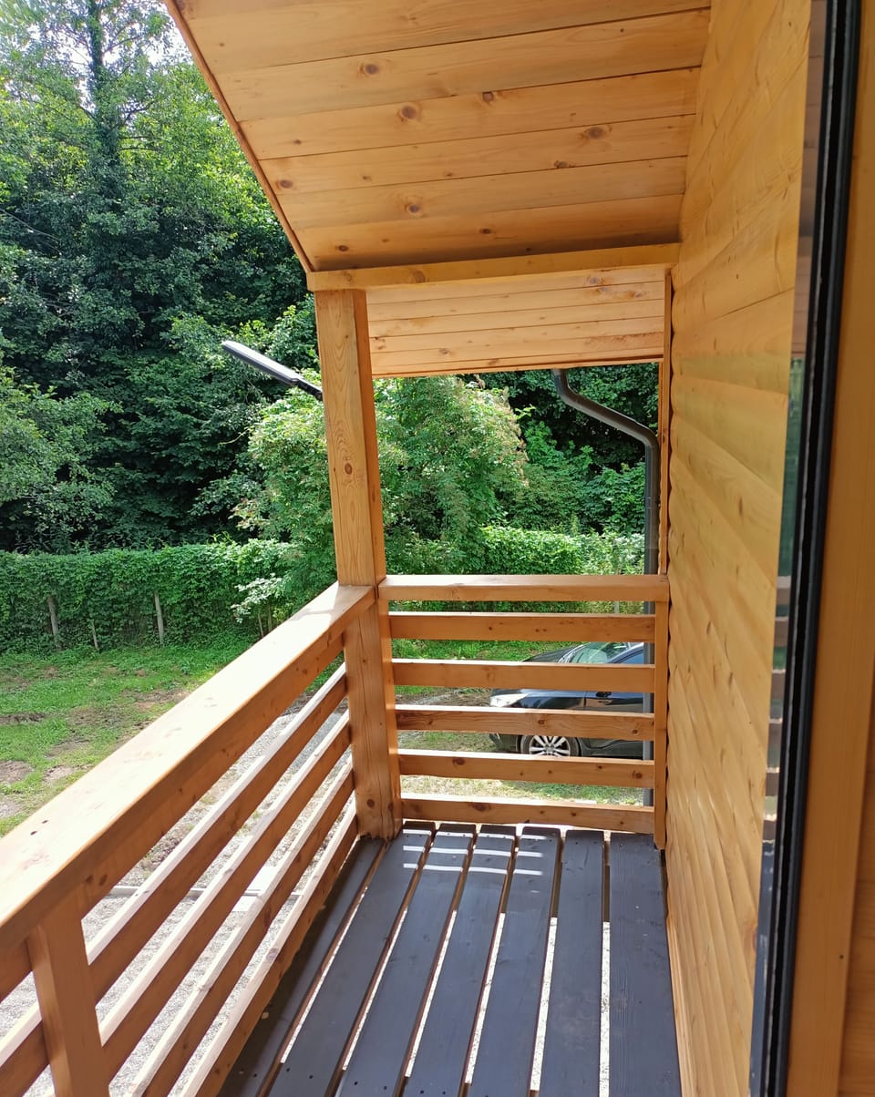 4 bedrooms, premium bedding, memory foam beds, free WiFi