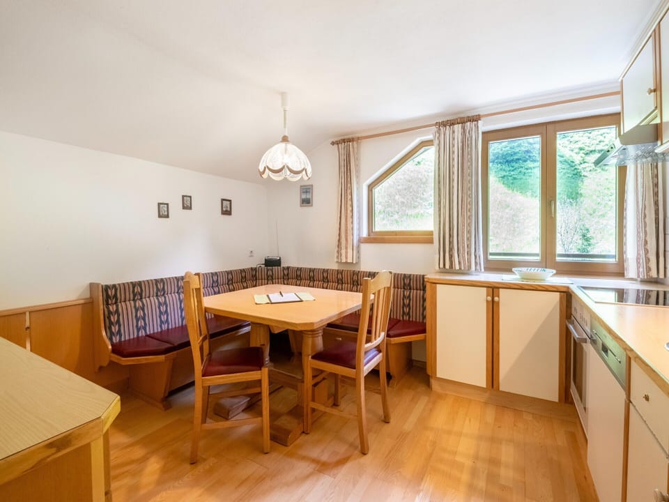 House | Dining