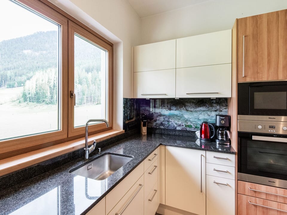 Apartment | Private kitchen | Microwave, electric kettle