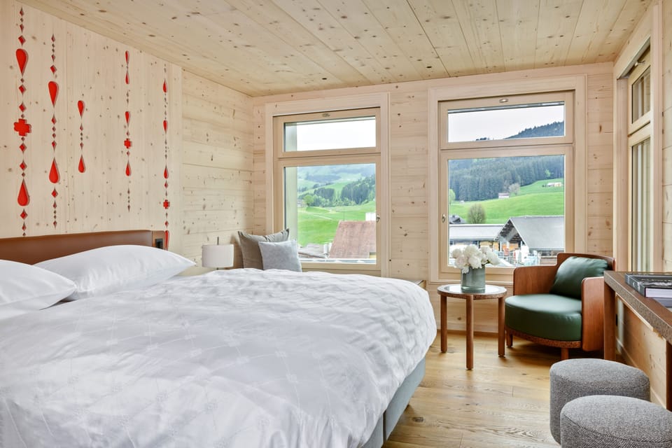 Premium Double Room, Mountain View | Desk, free cribs/infant beds, free WiFi, bed sheets