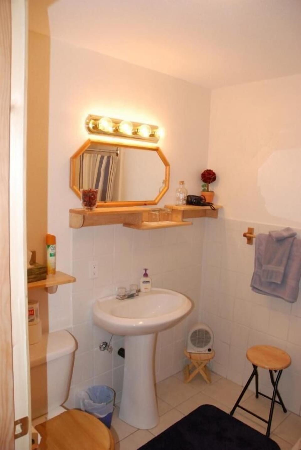 Shower, towels