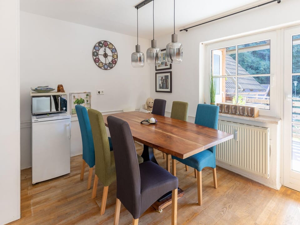 Apartment | Dining