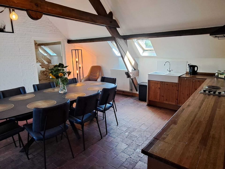 Apartment | Dining