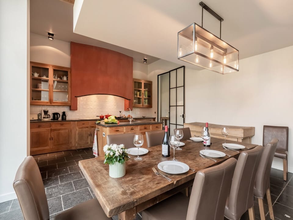 House | Dining