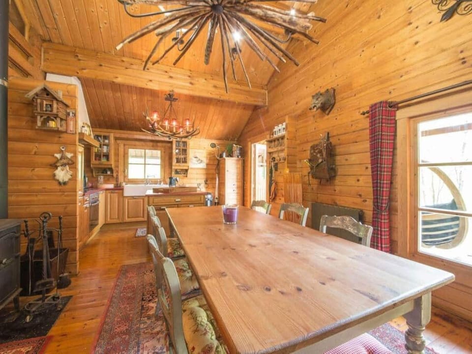 House | Dining