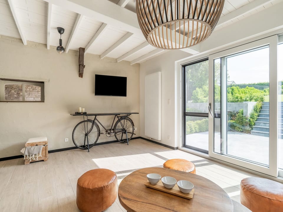 House | Dining