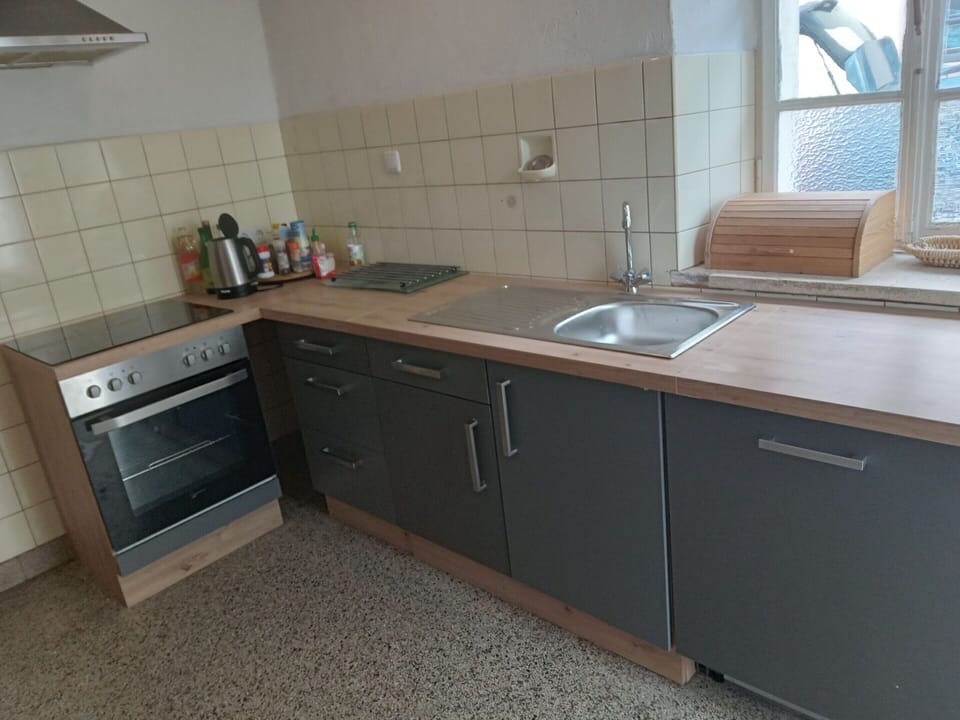 House | Private kitchen | Fridge, electric kettle, toaster, highchair