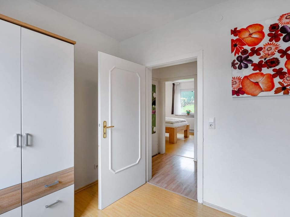 House | 3 bedrooms, individually furnished, bed sheets
