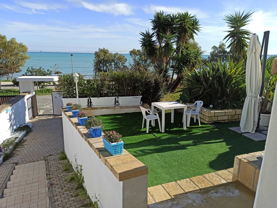 Apartment | Terrace/patio