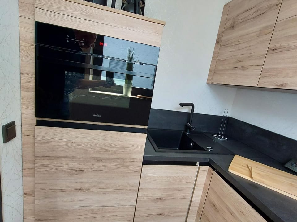 Apartment | Private kitchen | Microwave, stovetop