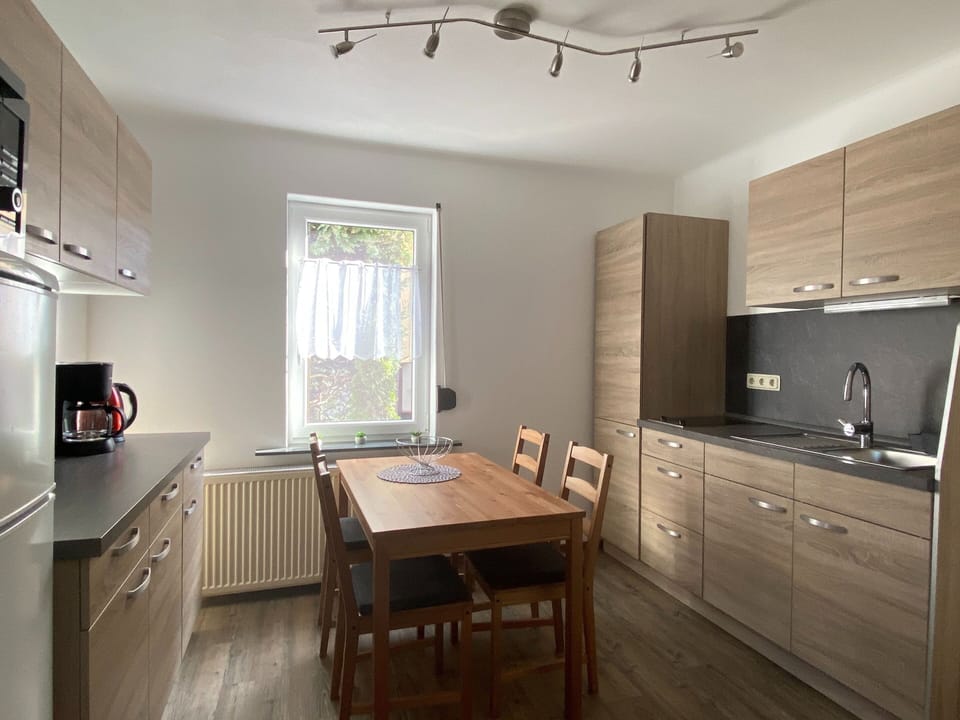 Apartment | Private kitchen | Electric kettle, toaster