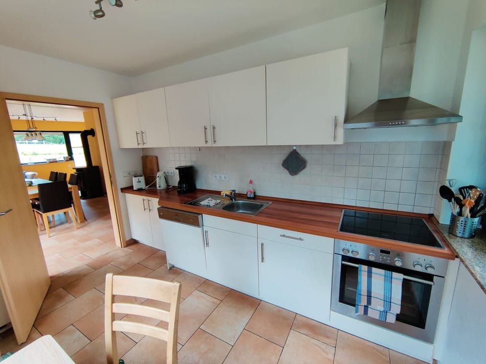 House | Private kitchen | Highchair