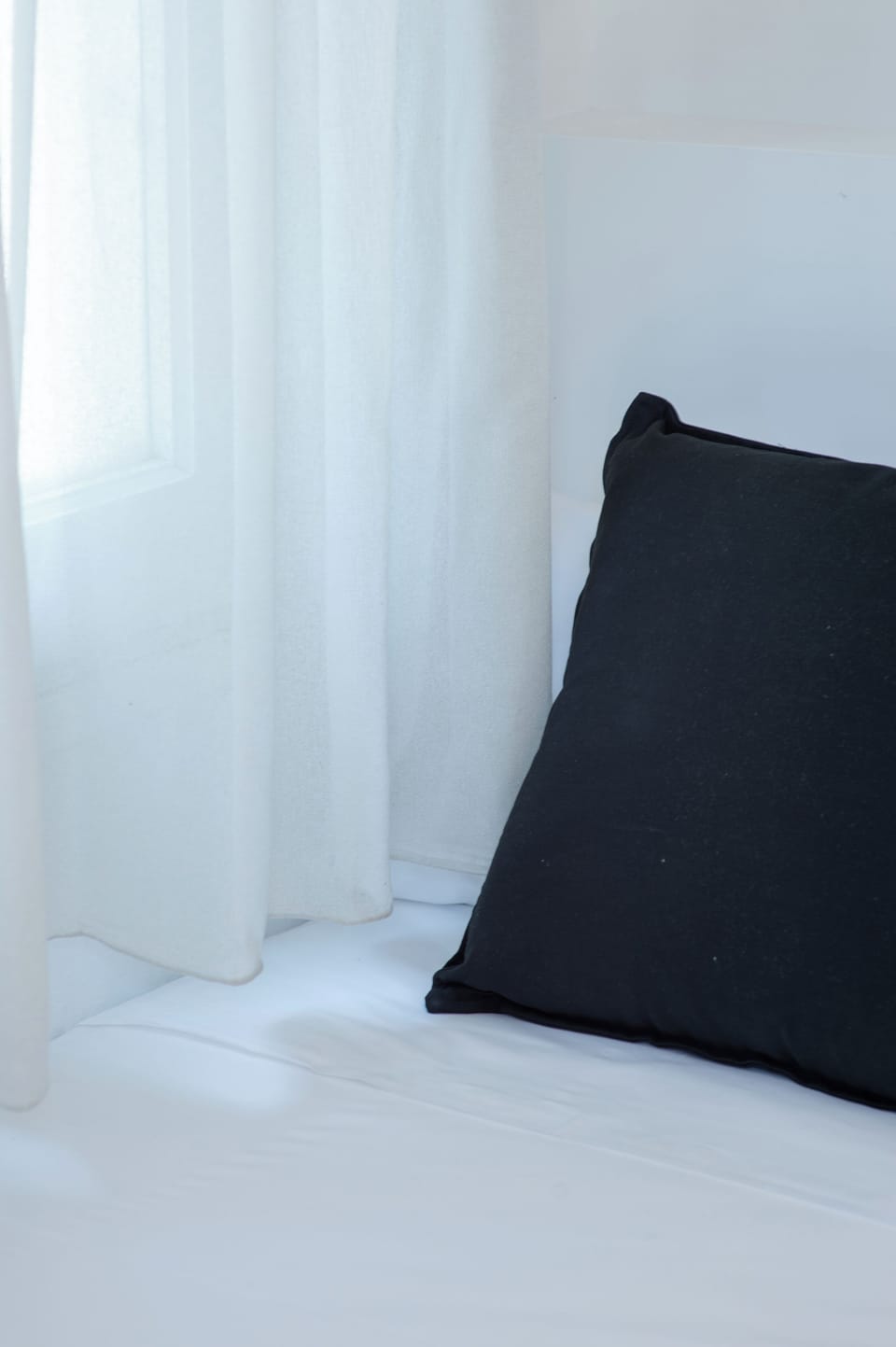 Individual Penthouse with Shared Terrace  | Hypo-allergenic bedding, in-room safe, individually decorated