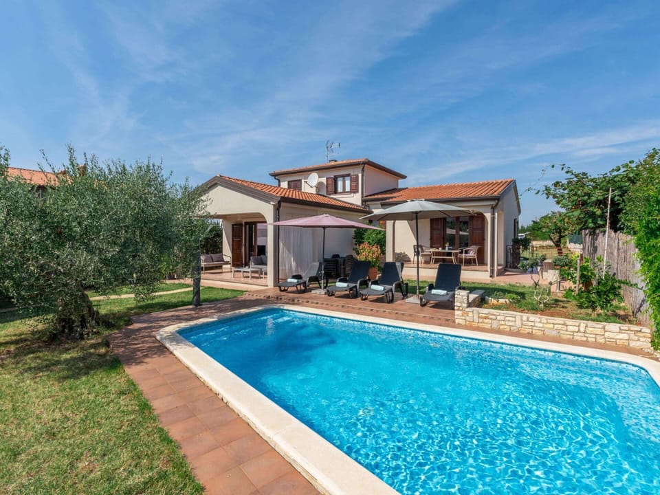 House | Pool | Indoor pool, outdoor pool