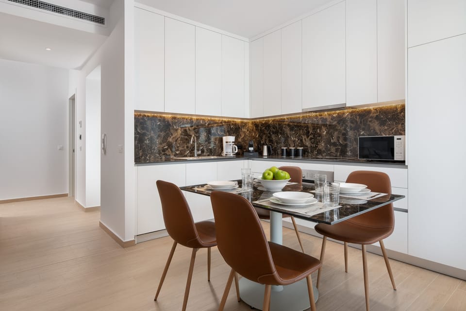 Family Apartment | Private kitchen | Espresso maker, electric kettle, freezer