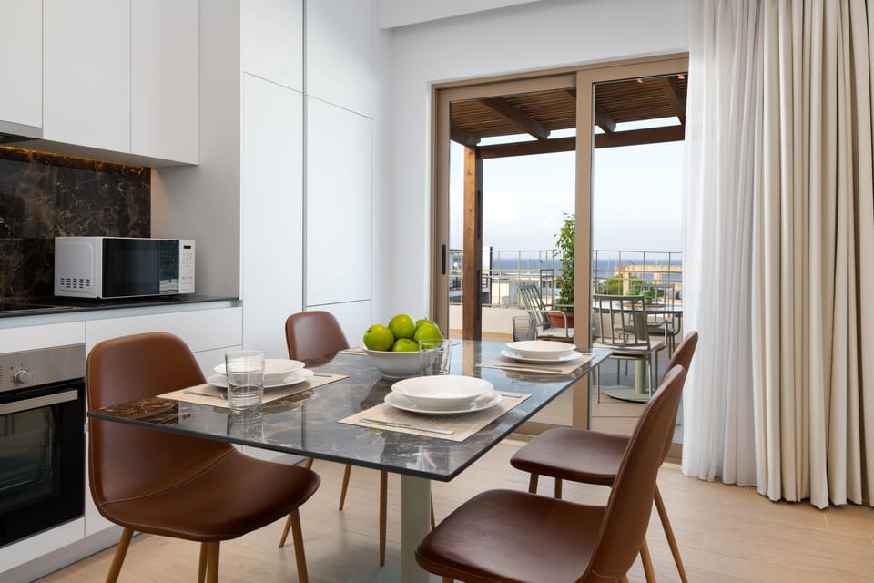 Family Apartment | Private kitchen | Espresso maker, electric kettle, freezer