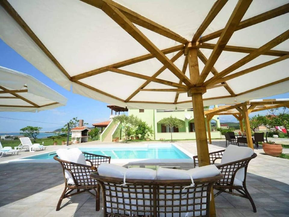 Apartment | Pool | Indoor pool, outdoor pool