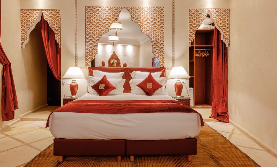 Superior Suite, Accessible, Ensuite | Egyptian cotton sheets, premium bedding, down comforters