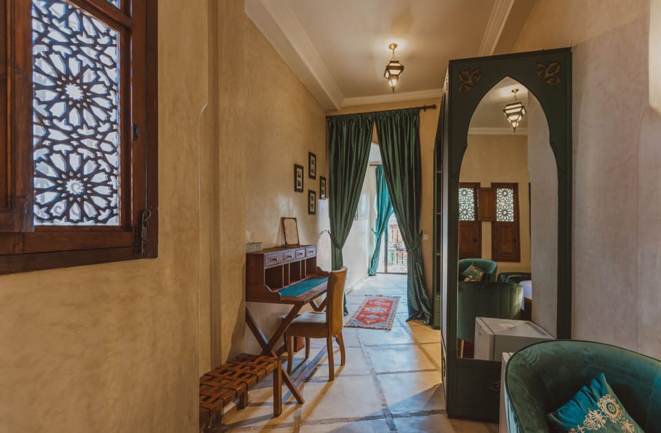 Superior Suite, Accessible, Ensuite | Egyptian cotton sheets, premium bedding, down comforters