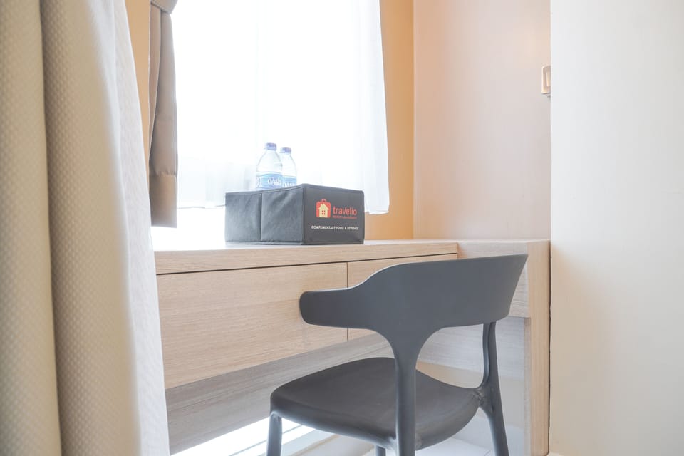 Deluxe Studio | Living area