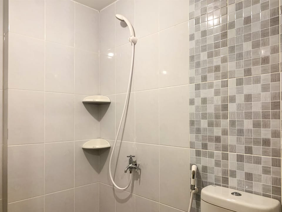Deluxe Apartment | Bathroom
