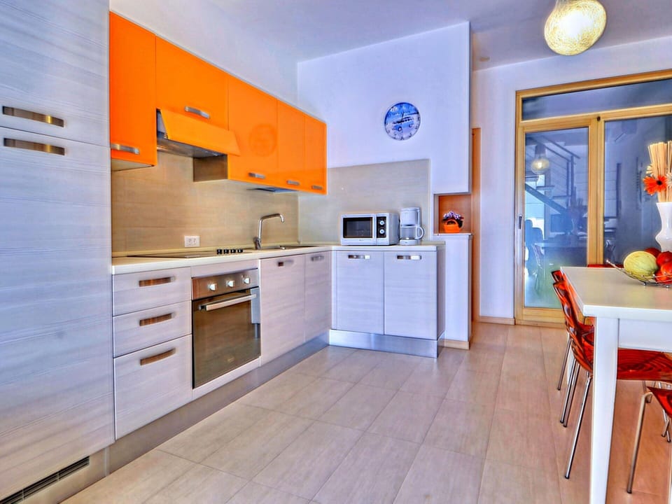 House | Private kitchen