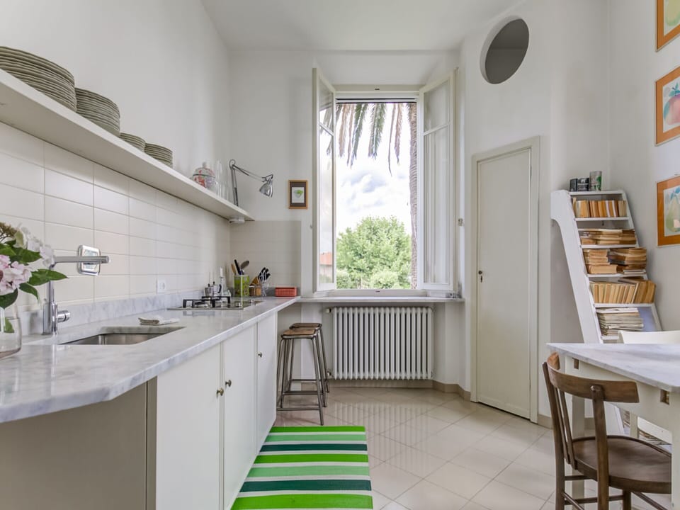 House | Private kitchen | Highchair