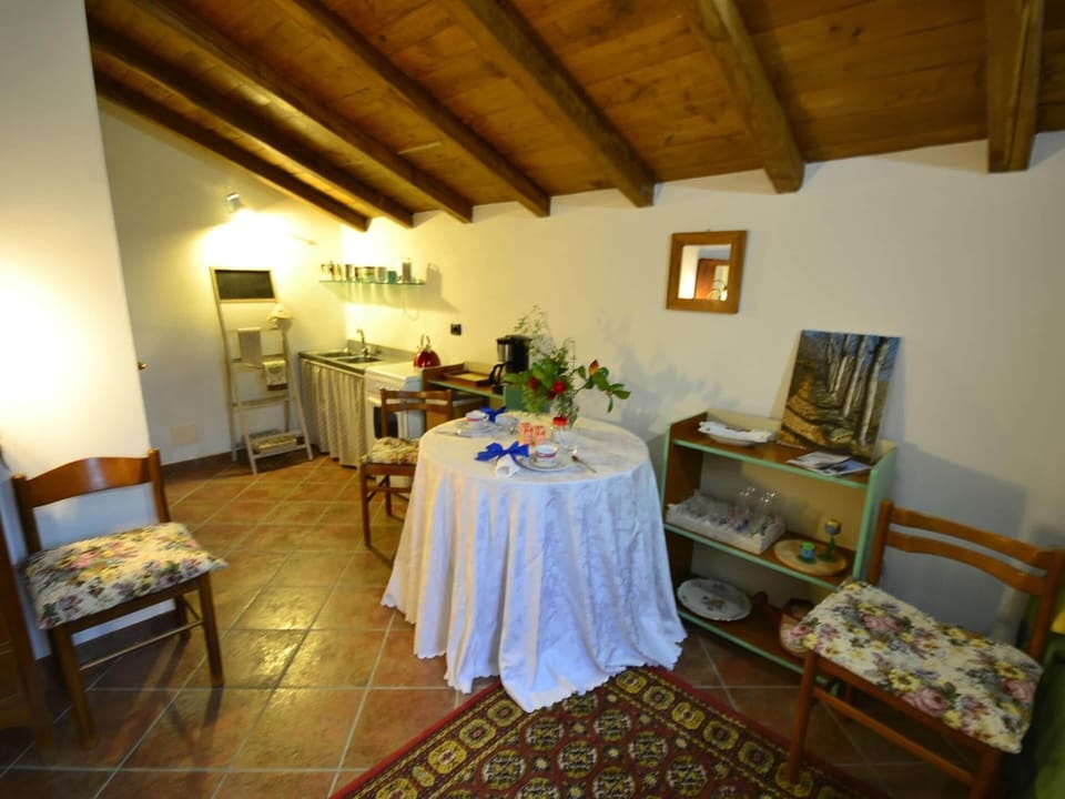 Apartment | Dining