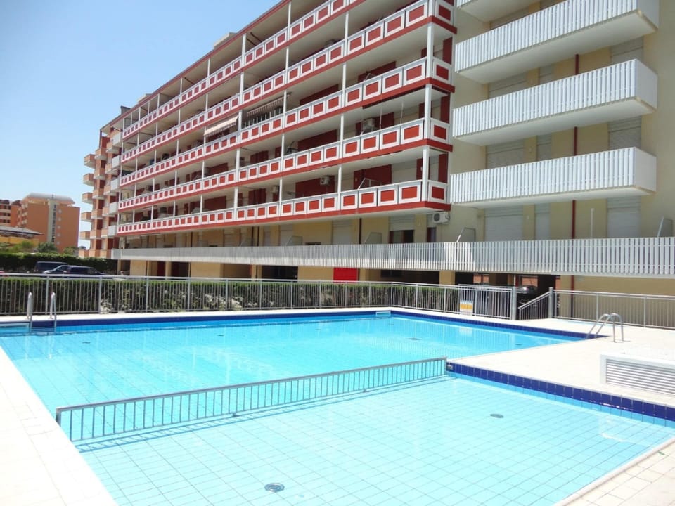 House | Pool | Outdoor pool