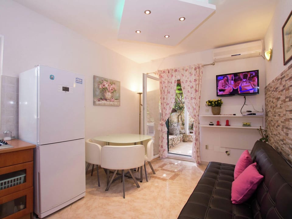 Apartment | Living room