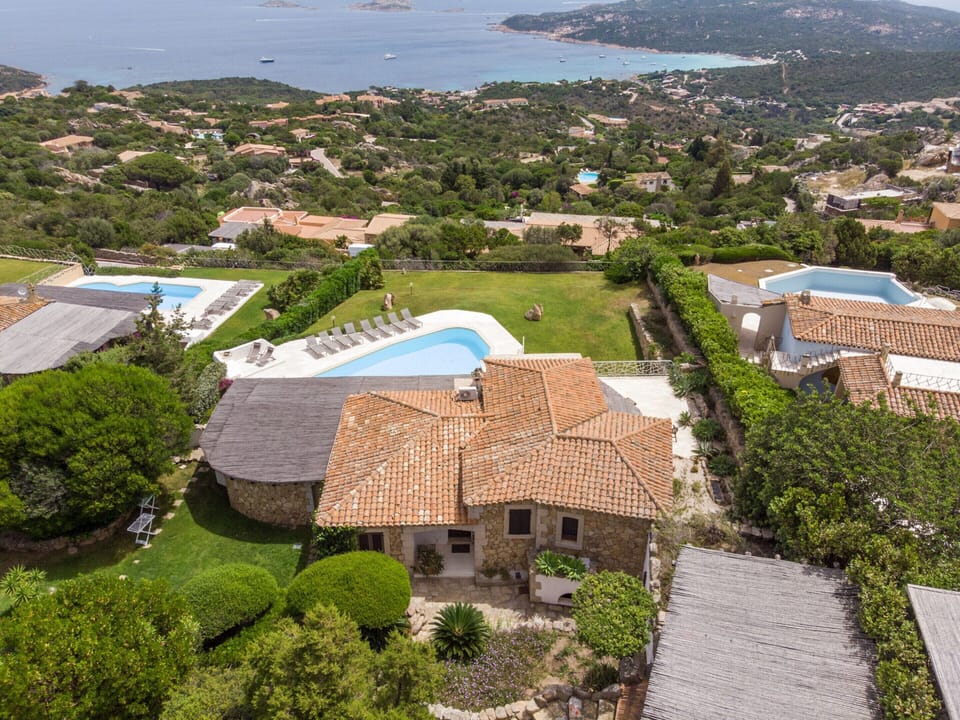 Villa | Pool | Indoor pool, outdoor pool