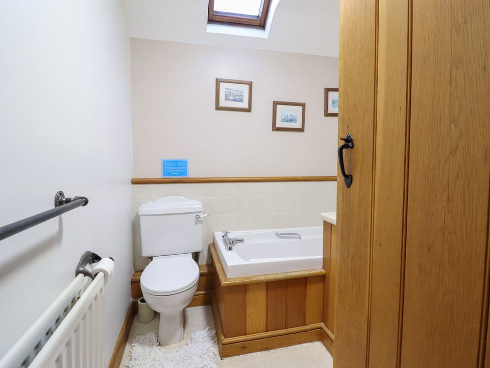Ynys Cottage in Wales