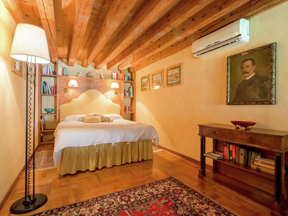 House | 4 bedrooms, individually furnished, bed sheets