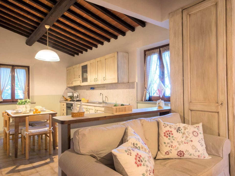 House | Private kitchen | Highchair