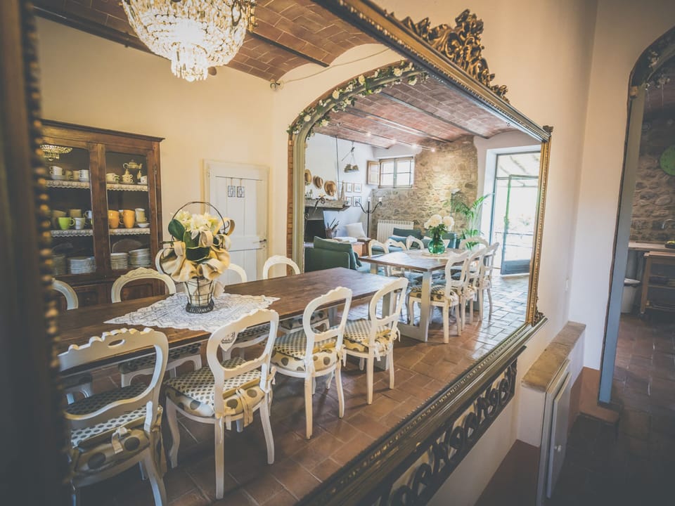 Villa | Dining