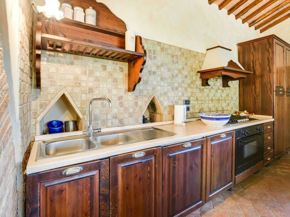 House | Private kitchen | Highchair