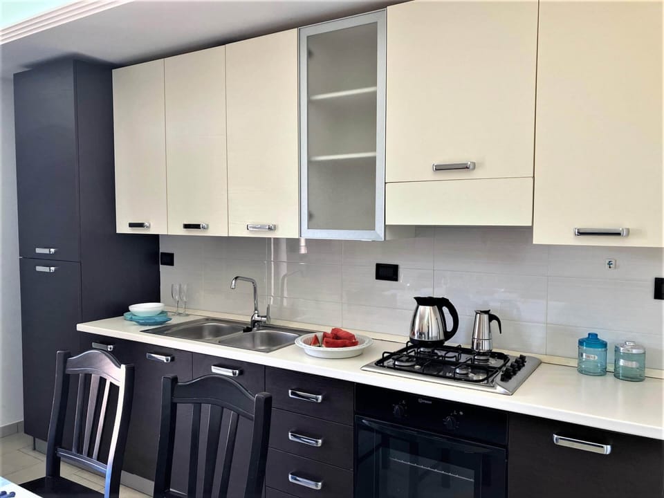 Apartment | Private kitchen | Electric kettle