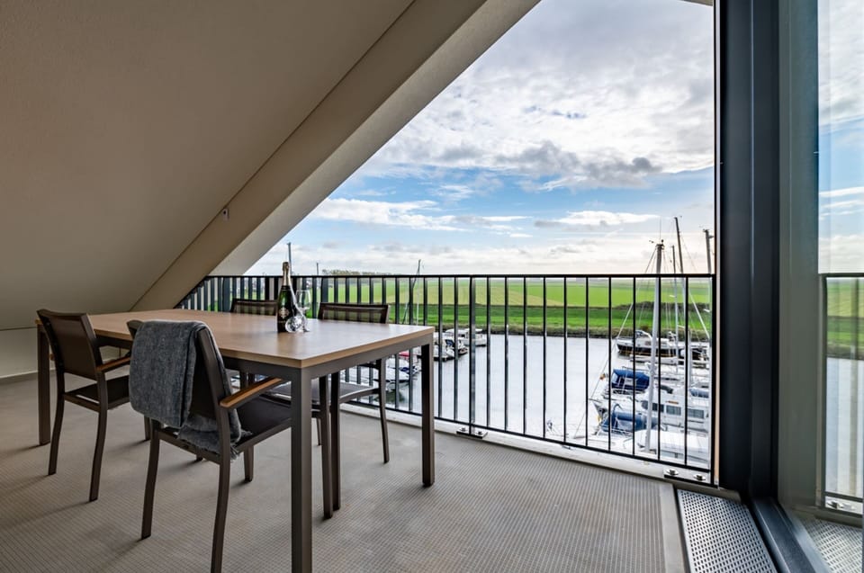 Apartment | Balcony