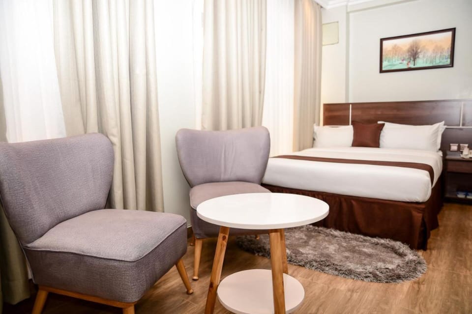 Desk, blackout drapes, iron/ironing board, free WiFi