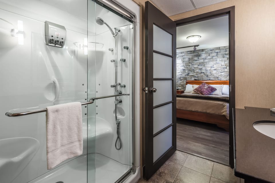 Bathroom shower