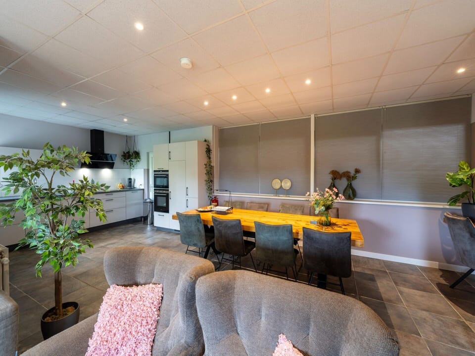 House | Dining