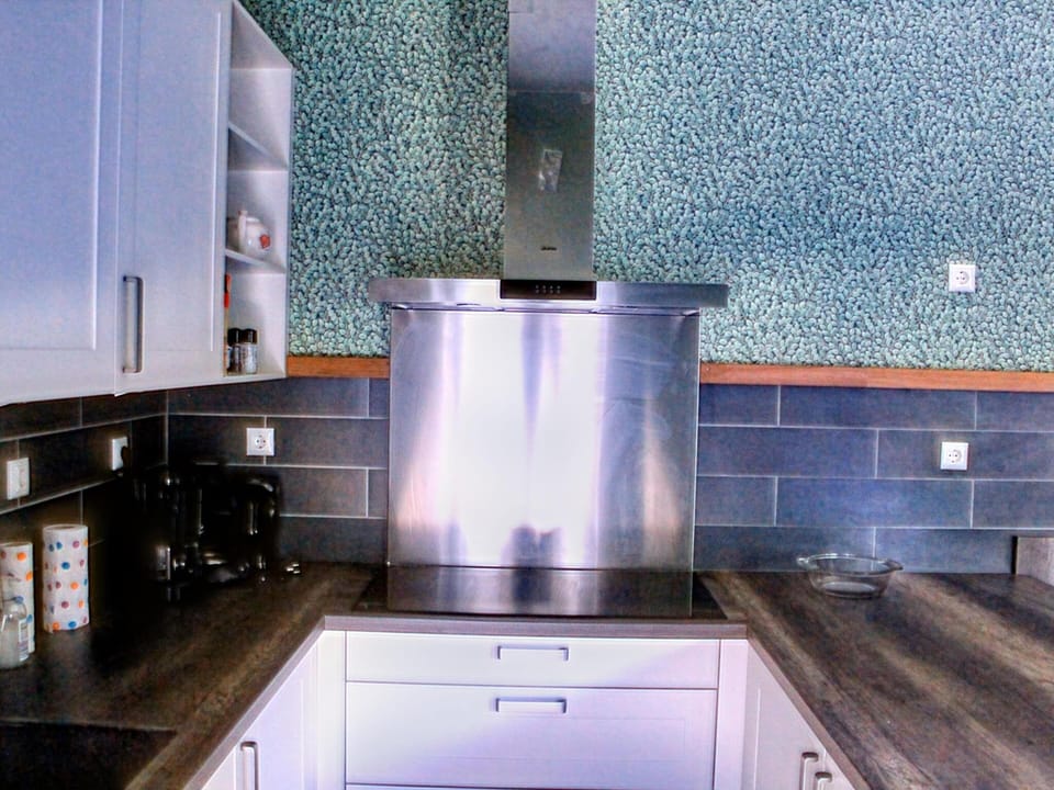 House | Private kitchen | Microwave, coffee/tea maker
