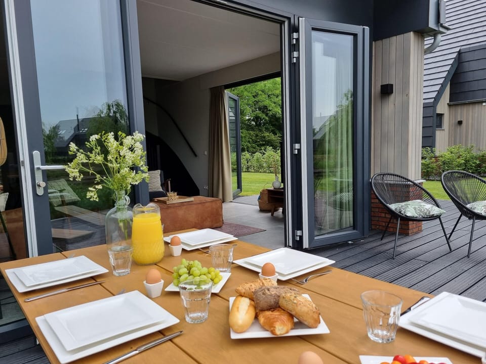 House | Balcony