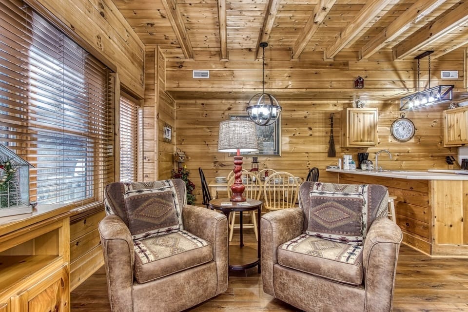 Cabin, 2 Bedrooms | Interior