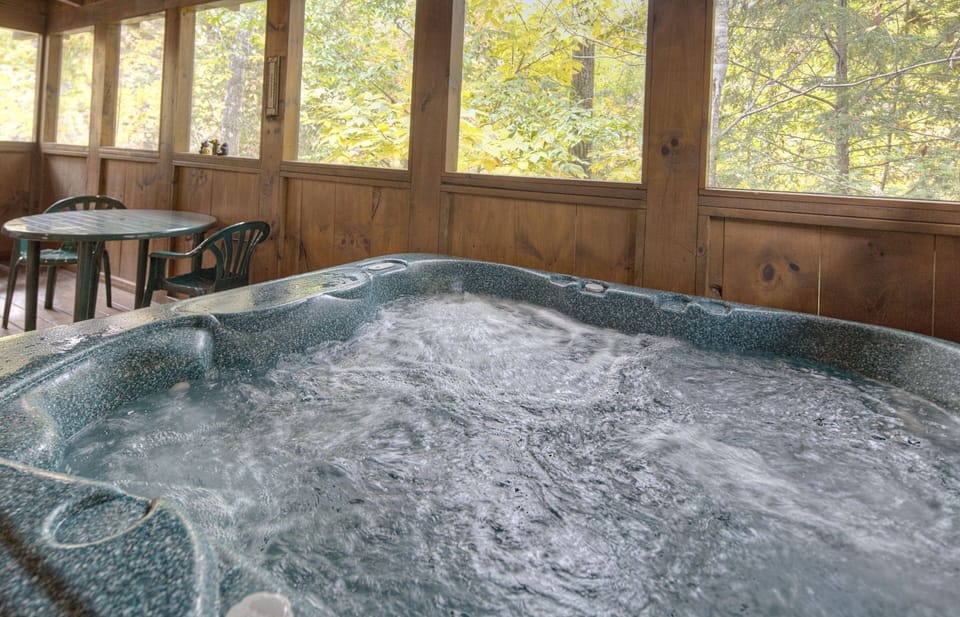Cabin, 2 Bedrooms | 2 bedrooms, free WiFi