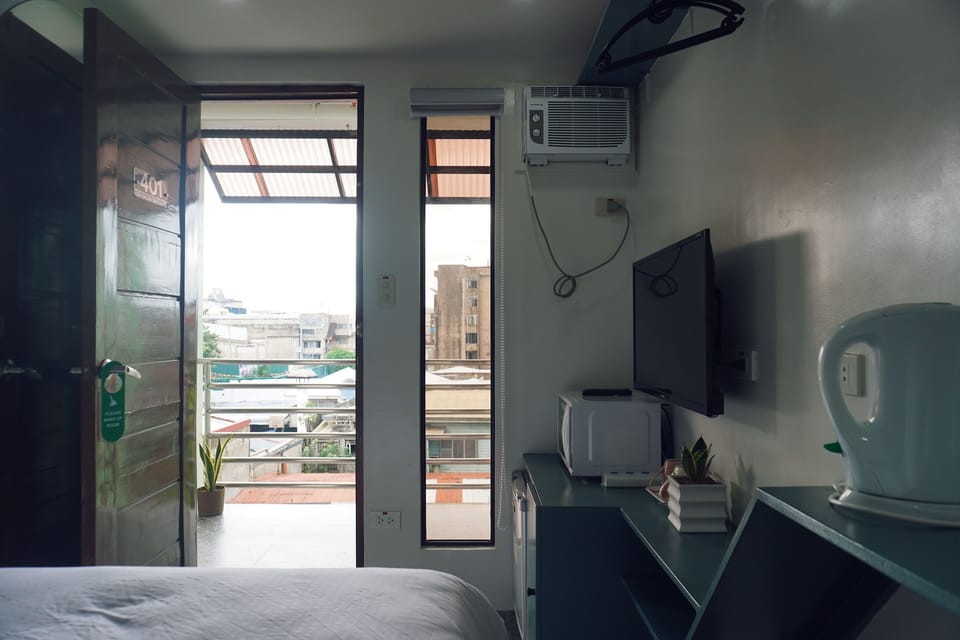Standard Double Room, Non Smoking, Refrigerator & Microwave | Down comforters, individually furnished, free WiFi, bed sheets
