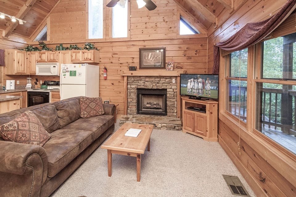 Cabin, 2 Bedrooms | Interior