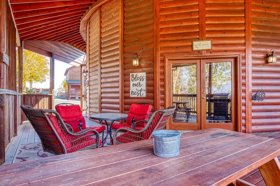 Cabin, 1 Bedroom | Outdoor dining